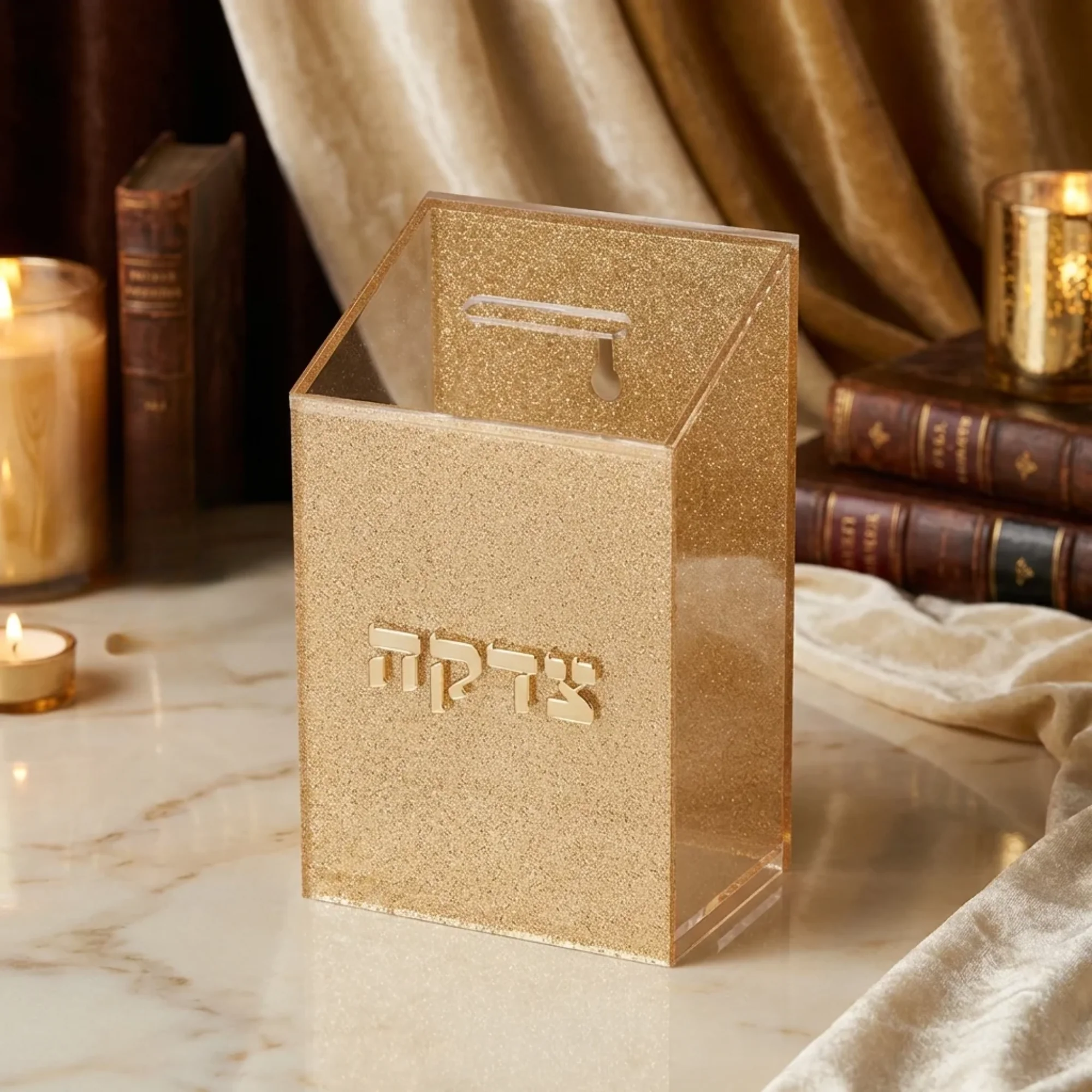 קופת צדקה פרספקס נצנצים זהב 16 ס"מ - Image 2